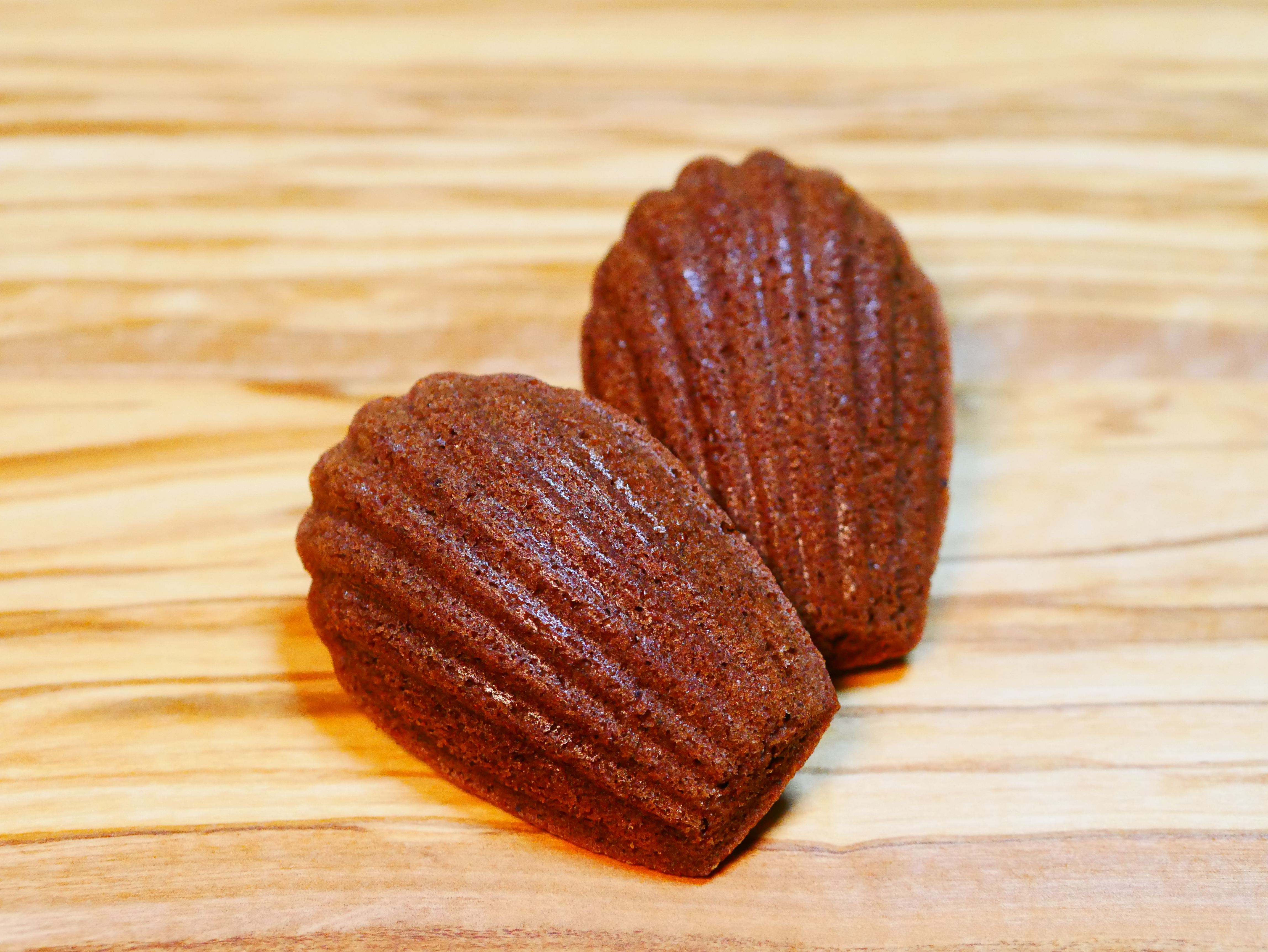 17 - 優しいバターの風味 マドレーヌ　チョコレート